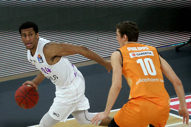 他需要快速 他需要快速