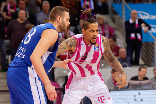 与此同时 与此同时